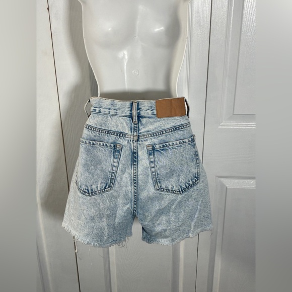 Pacsun Light Blue Raw Cut Button Fly 90s Girlfriend Denim Shorts - Picture 4 of 11